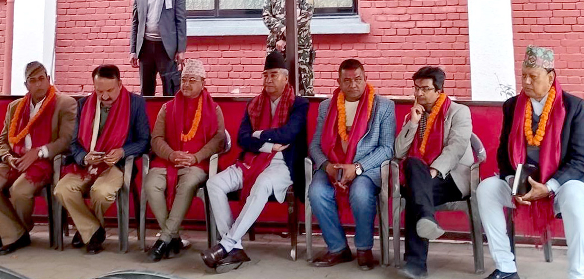 संसदमा प्रभावकारी भूमिका खेल्न पार्टीका नवनिर्वाचित सांसदहरुलाई देउवाकाे निर्देशन