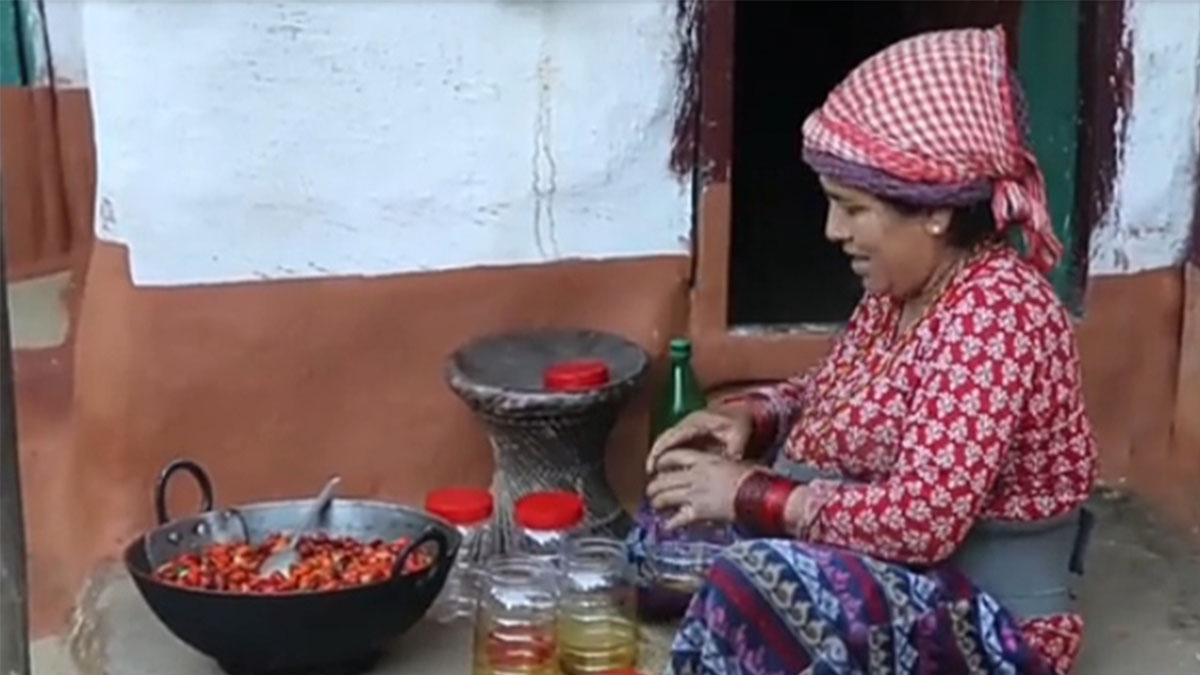 अचार उत्पादनबाट फेरिएको वासुकलाको दैनिकी