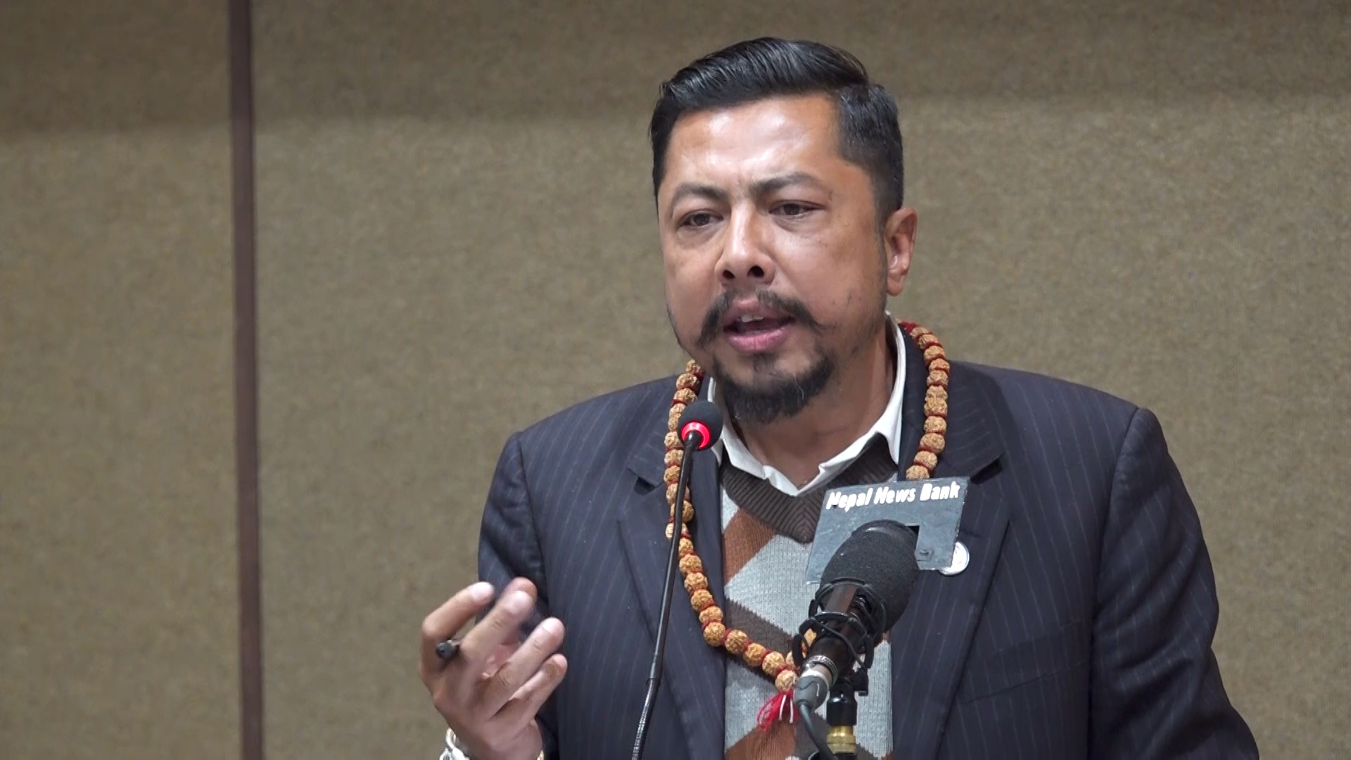 रुग्ण भई बसेका आयोजनाहरूलाई पहिला सम्पन्न गर्नुपर्छ : मन्त्री श्रेष्ठ