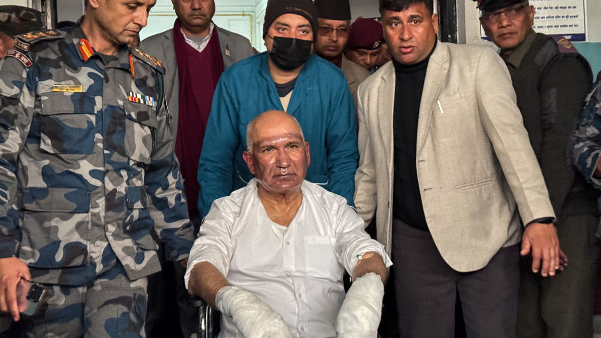 डिस्चार्ड हुँदै अर्थमन्त्री पौडैल, मेयर आचार्य केही दिन अस्प्तालमै रहने
