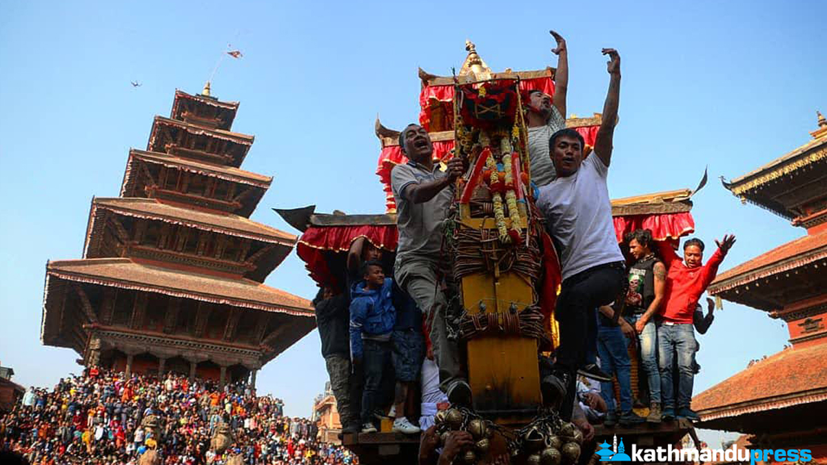 मध्यपुरथिमिमा बिस्केट जात्रामा चार दिन बिदा