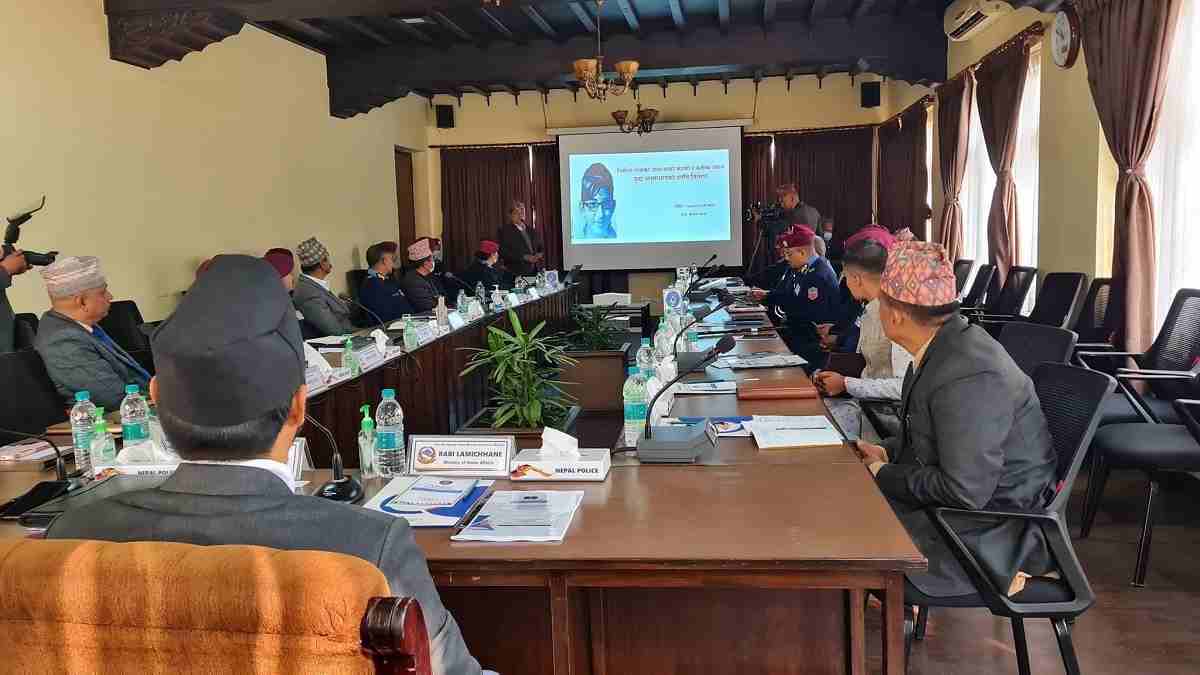 निर्मला पन्तकाे घटनाबारे प्रहरीले गर्याे गृहमन्त्री लामिछानेलाई अनुसन्धान प्रगतिबारे ब्रफिङ