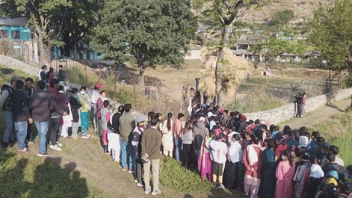 स्ववियुको निर्वाचनमा झडप भएपछि बाजुराकाे काेल्टी बजारमा निषेधाज्ञा जारी