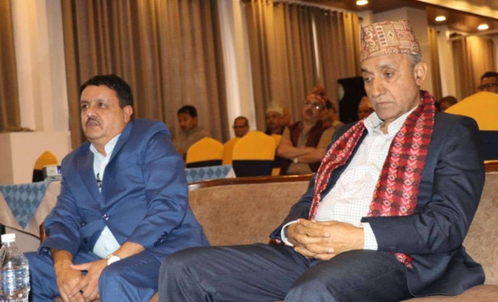 चिनियाँ कम्युनिष्ट पार्टी बदल्ने राष्ट्रपति सीका ८ नियमको चर्चा 