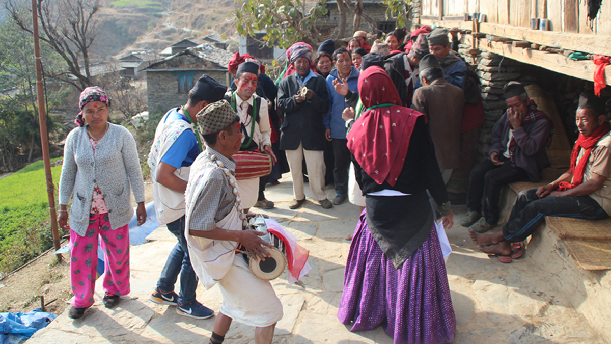 लिपि लोप हुँदा छन्त्याल भाषा संकटमा