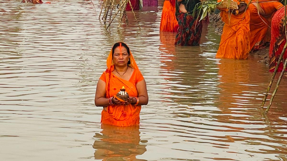 chhath-arghya-(3)-1730984195.jpg