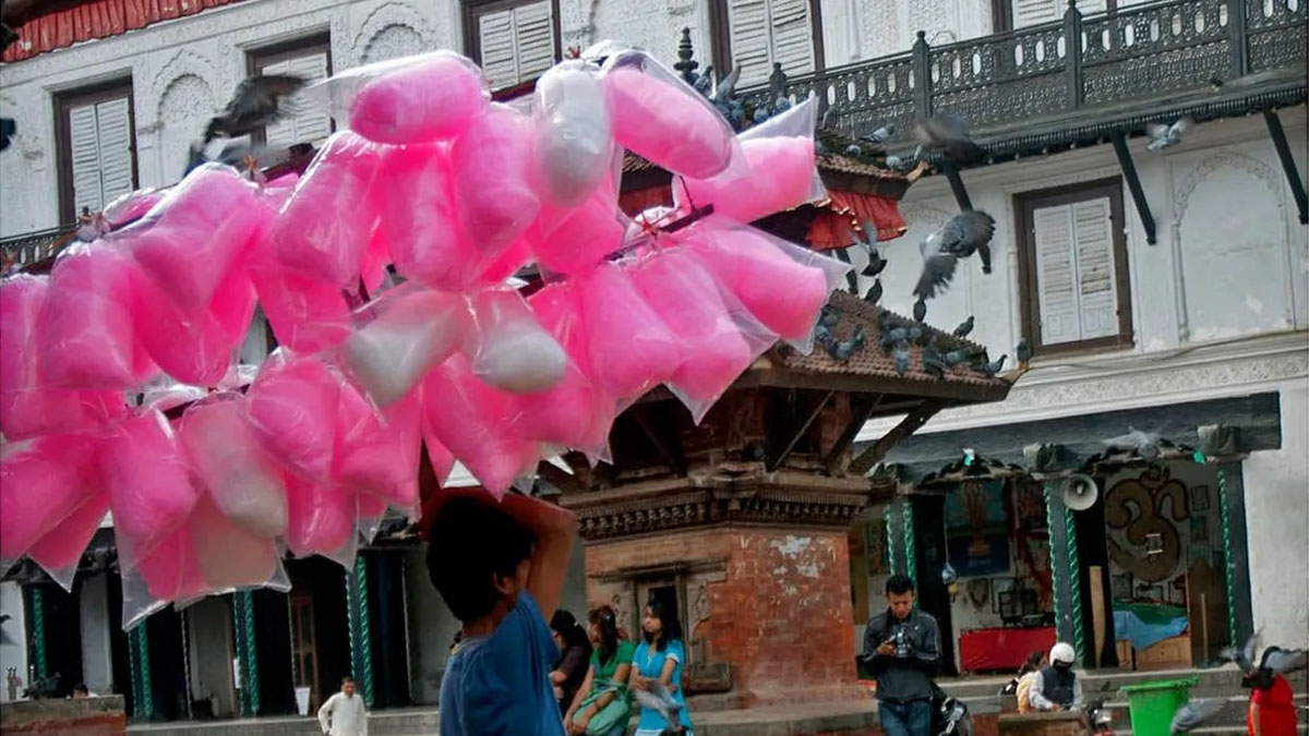 महानगरभित्र क्यान्डी बिक्री गरे दुई लाखसम्म जरिवाना