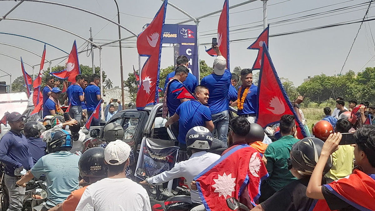 विराटनगरमा नगर परिक्रमासहित क्रिकेट टिमलाई सम्मान
