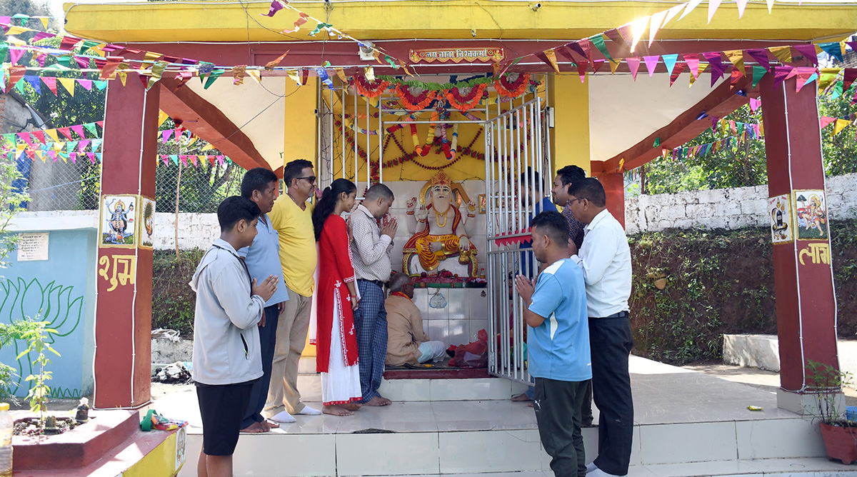 मनाइयाे वास्तु दिवस एवं विश्वकर्मा पूजा
