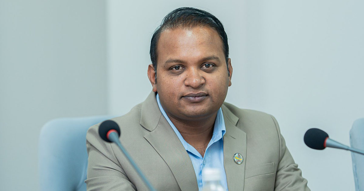 श्रममन्त्री साह १४ दिनमै पदमुक्त