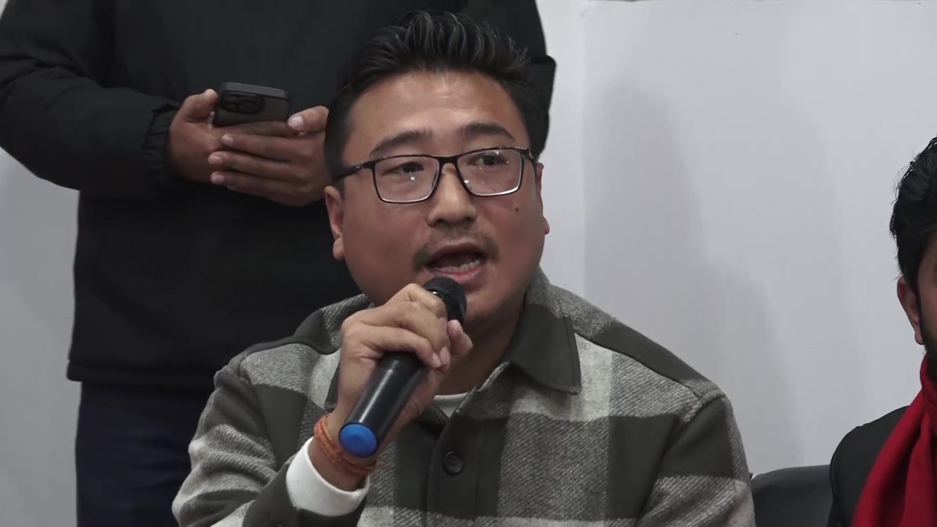 नेविसंघले माघ १३ बाट ब्याटल अफ टाइटनस्-टु रोबोट्स प्रतियोगिता गर्ने