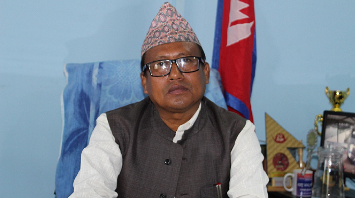 माओवादी केन्द्र प्रवेश गर्ने तयारीमा इटहरी उपमहानगरपालिकाका निवर्तमान मेयर चौधरी