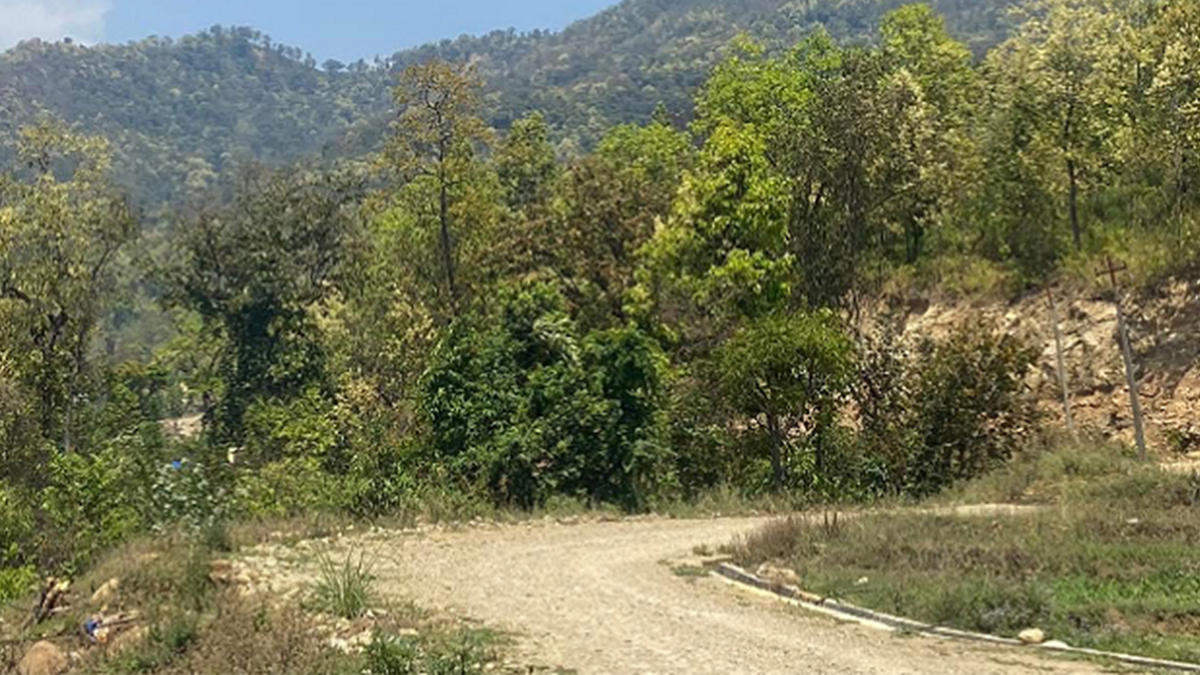 फाखेल–फर्पिङ सडकखण्ड दुई महिना बन्द