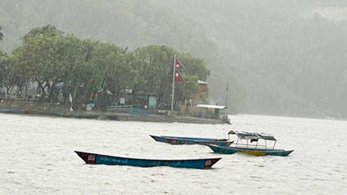 फेवातालमा फसेका ८ जनाको उद्धार