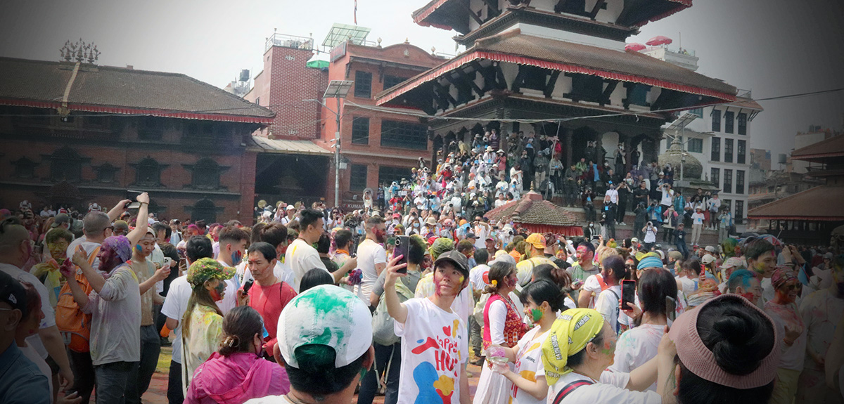 holi-1711266189.jpg