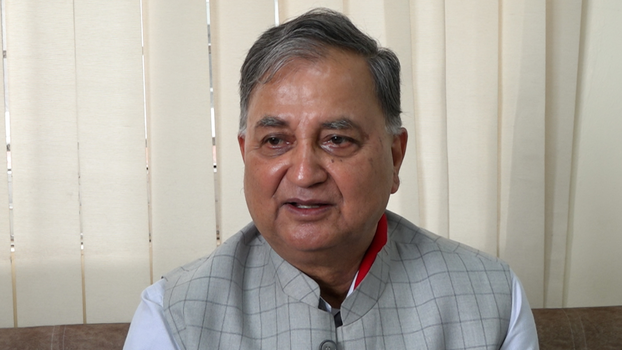 एमालेमा इश्वर पोखरेल समूहले तत्काल प्यानल घोषणा नगर्ने