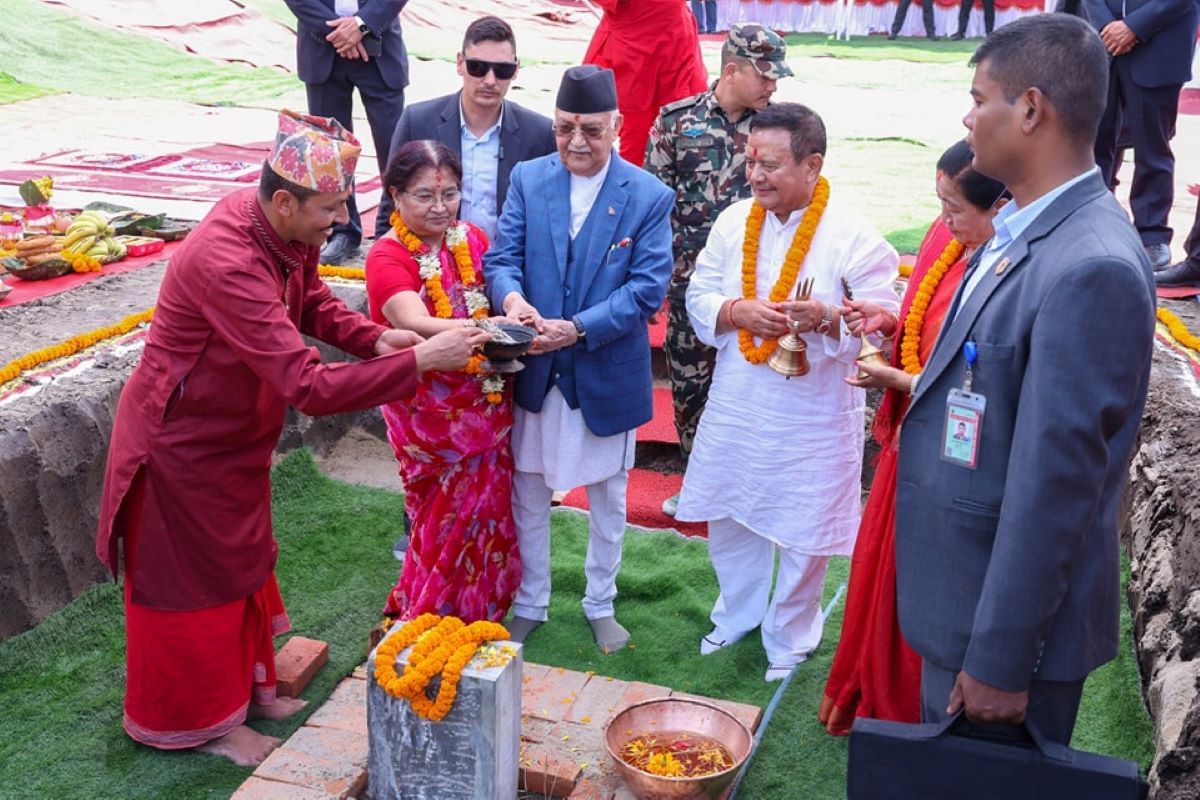 दान लिएको जग्गामा एमाले पार्टी कार्यालय निर्माण कार्य तत्काल नगर्न सर्वोच्चको आदेश