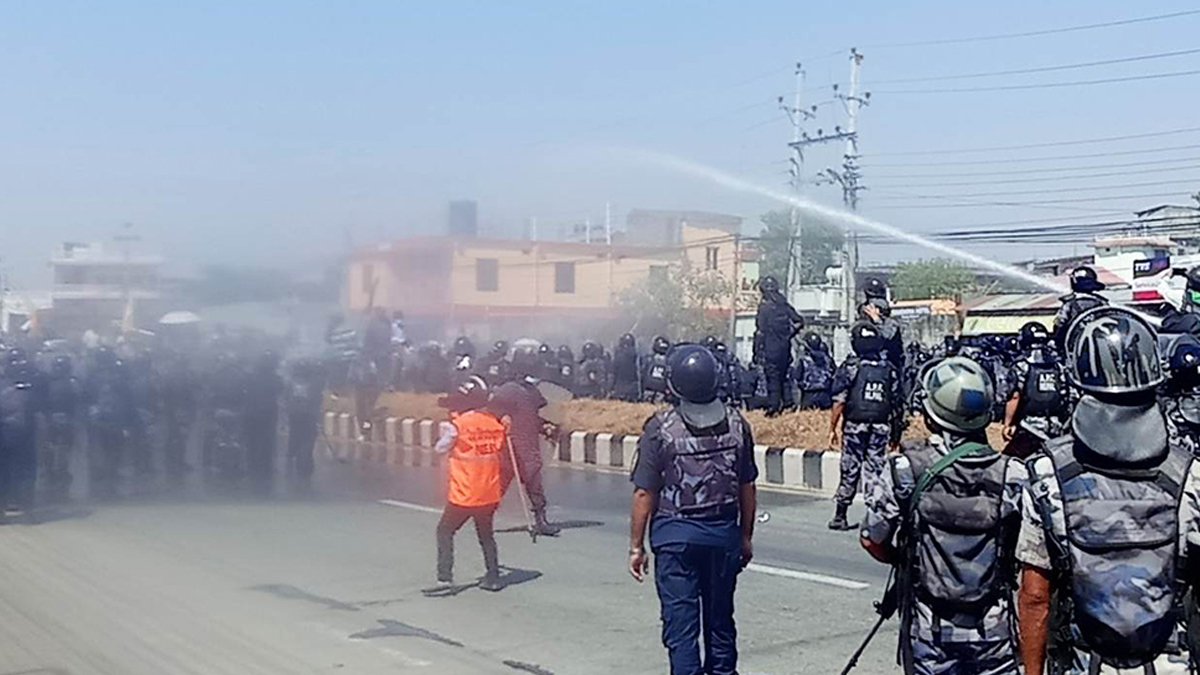 कोसी नामकरणविरुद्ध विराटनगरको आन्दोलनमा झडप, १२ जना घाइते
