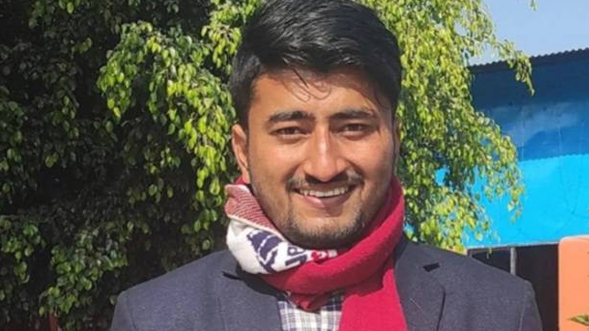 प्रहरी कुट्ने अखिल नेता जोशी पक्राउ