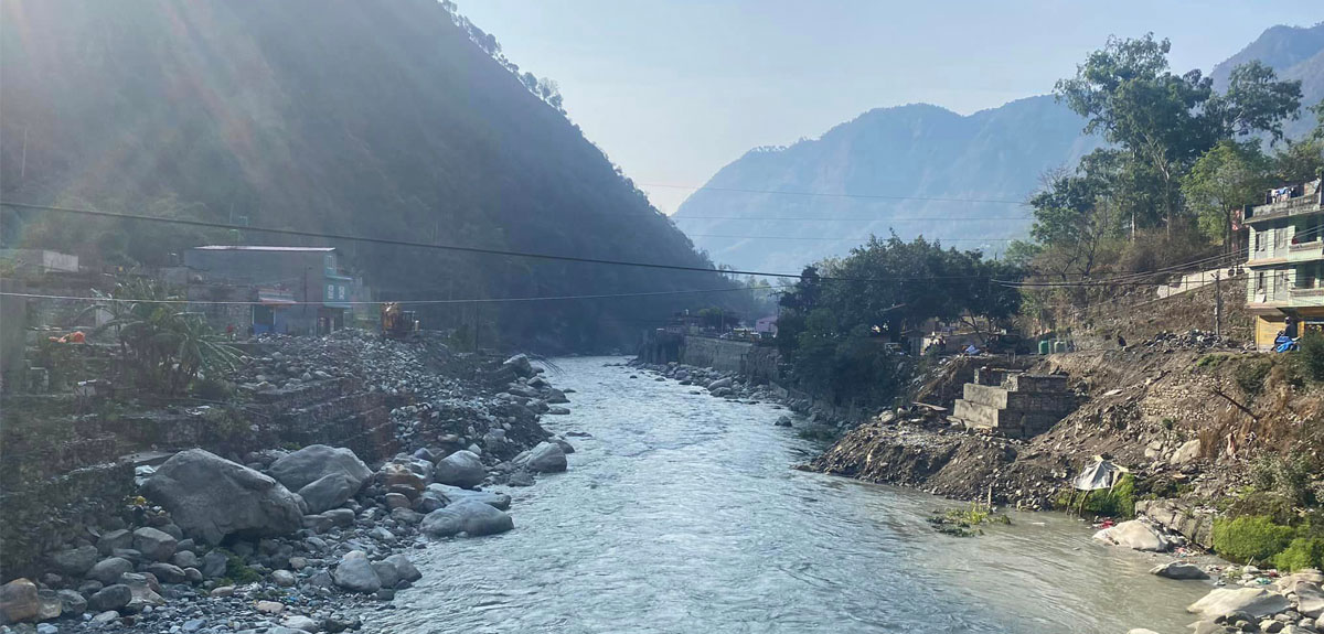 कालीगण्डकीको नदीजन्य उत्खनन् रोक्न माग