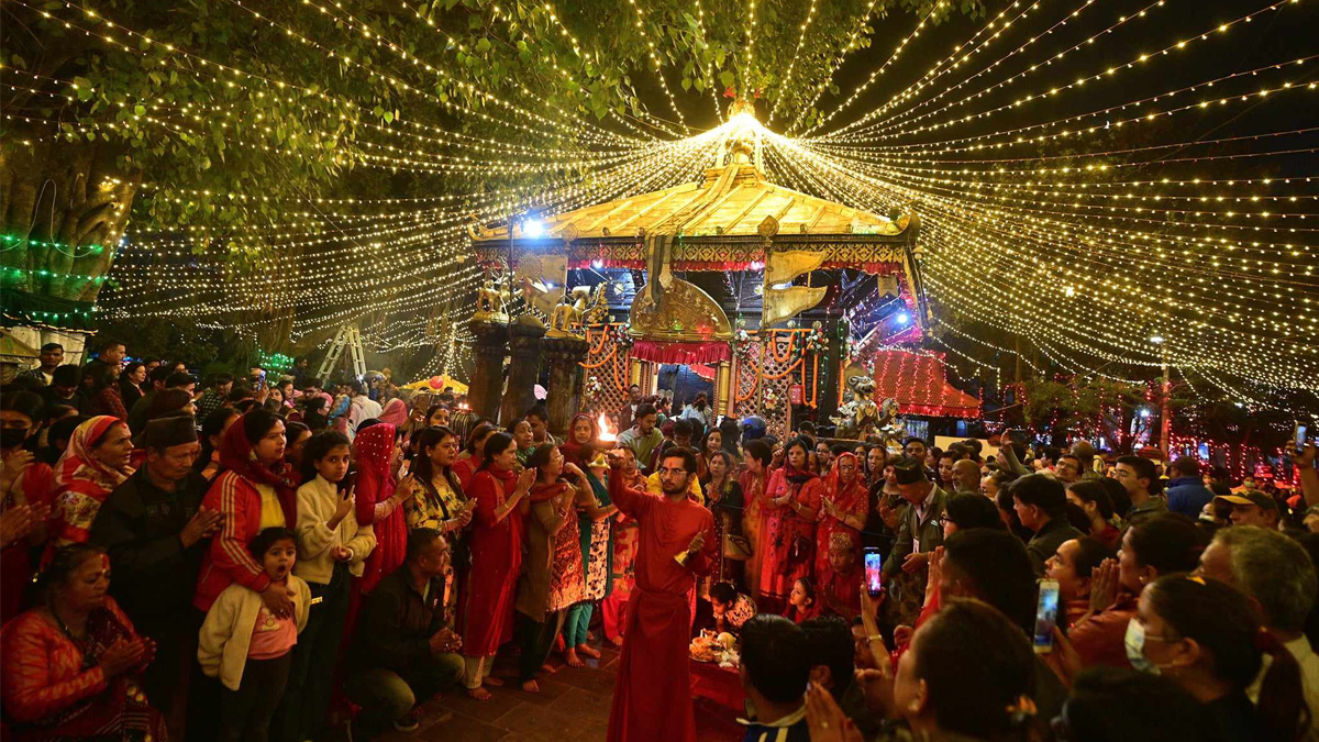 देशभरका शक्तिपीठ एवं देवी मन्दिरमा भक्तजनको भीड 