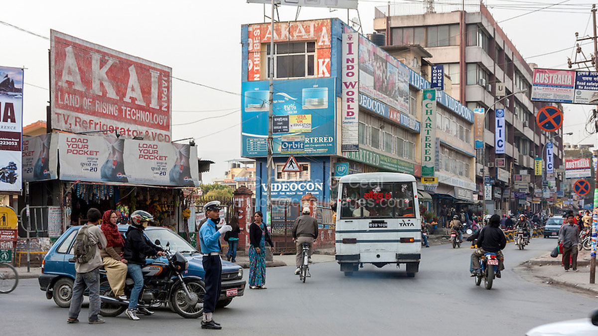 काठमाडौंका थप ४४ स्थानामा स्मार्ट ट्राफिक लाइट जडान गरिने