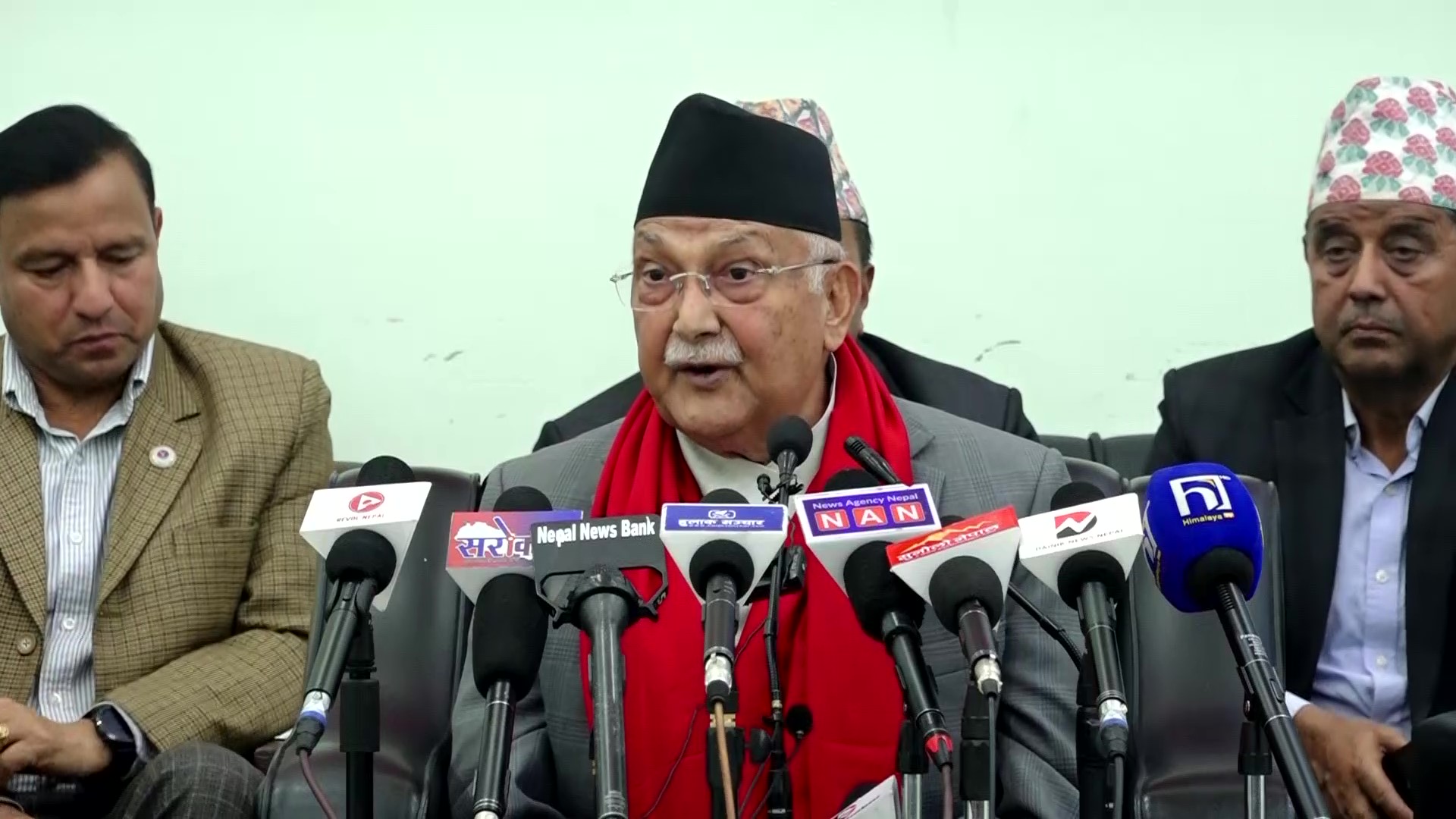 एमाले संसदीय दलको बैठक बस्दै