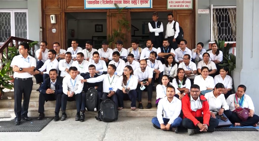 कृषि मन्त्रालयमा फेरि थाले कर्मचारीले धर्ना