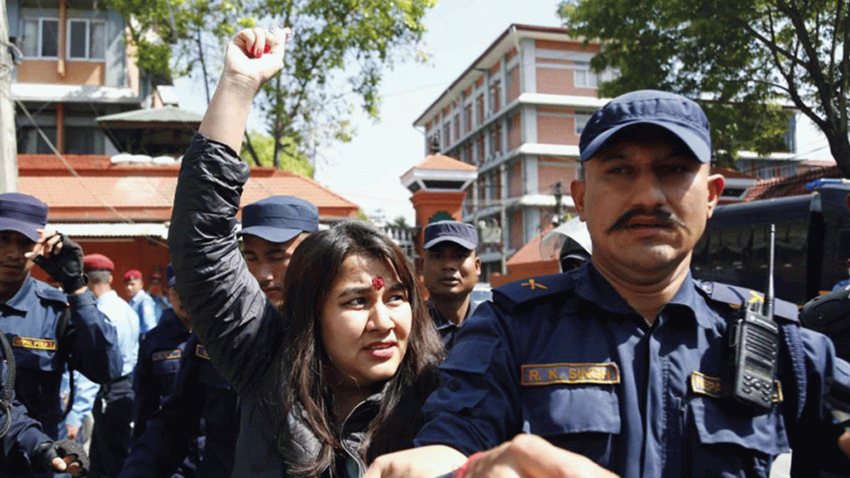 रुसी सेनामा कार्यरत नेपालीको जीवन रक्षाको माग गर्दै प्रदर्शन गर्ने १५ जना पक्राउ