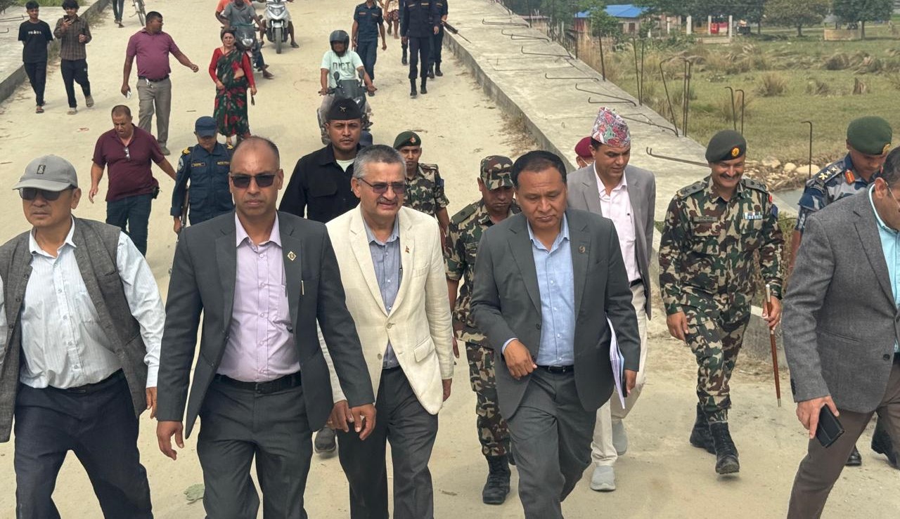 १४ वर्षदेखि अलपत्र कन्काई पुलको निरीक्षणमा पुगे कुलमान