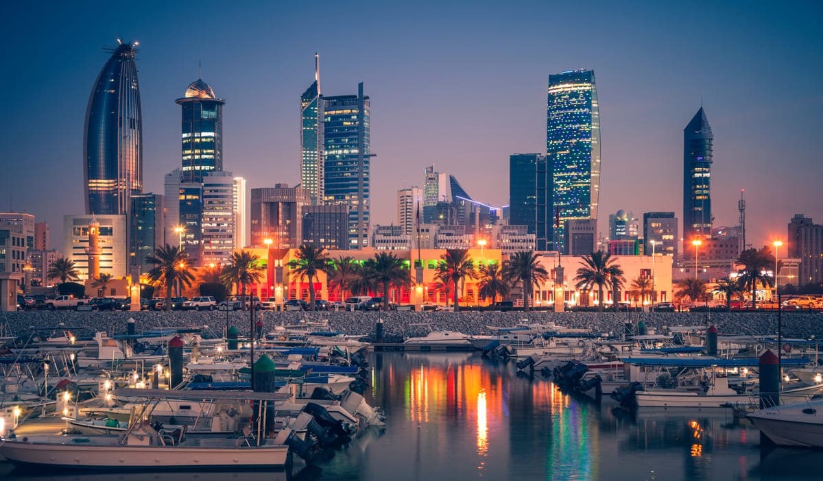 विषाक्त मदिरा सेवनका कारण कुवेतमा ९ नेपालीको मृत्यु, १५ जना अस्पतालमा