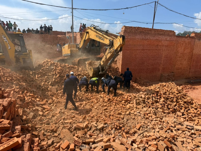 हरिसिद्धिमा इँटाभट्टाको पर्खाल भत्किँदा, १ जनाको मृत्यु, ४ घाइते