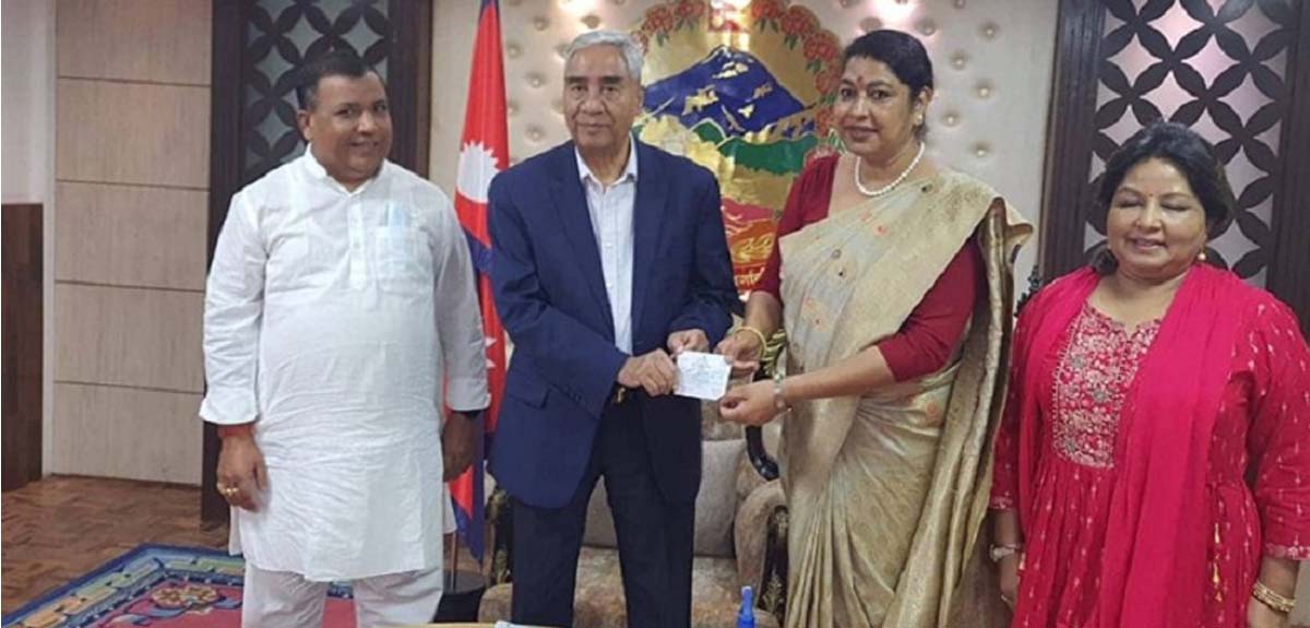 लोसपाकी नेतृ चौधरी कांग्रेसमा प्रवेश