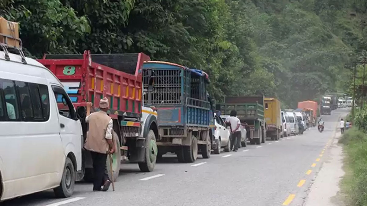नौबिसे–मलेखु सडक १५ दिनसम्म राति बन्द रहने
