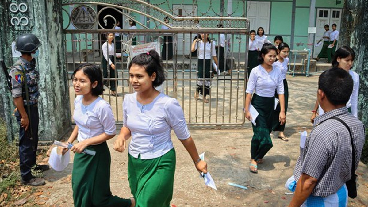 म्यान्माका करिब १ लाख ८० हजार विद्यार्थी परीक्षामा सहभागी हुँदै