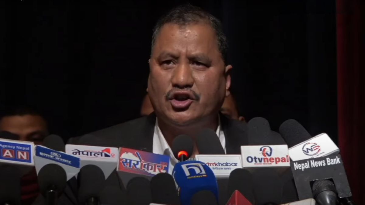 ‘गोली पचाएर यहाँसम्म आइपुगेका हामी दलाल पुँजीवादको रजाइँबाट तर्सिन पर्दैन’