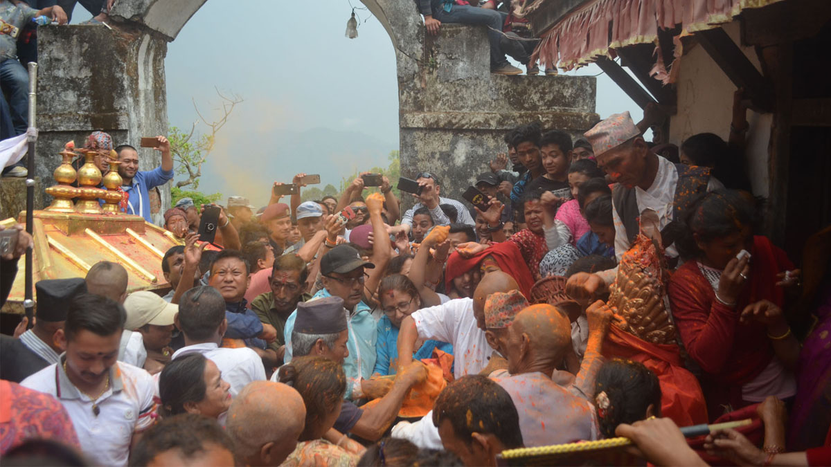 नुवाकोटमा सिन्दुरे जात्रा मनाइँदै
