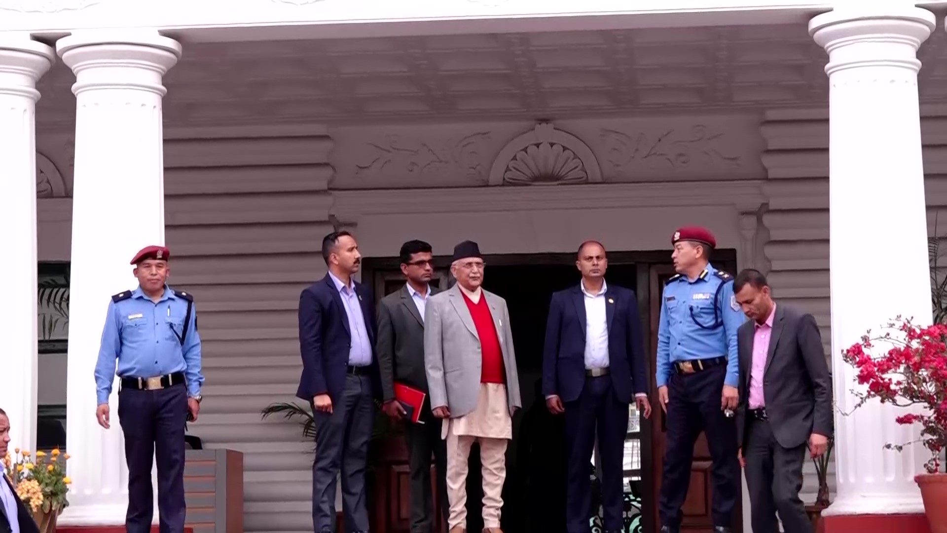 एमाले समाजवादी मोर्चामा सहभागी हुँदैन : ओली