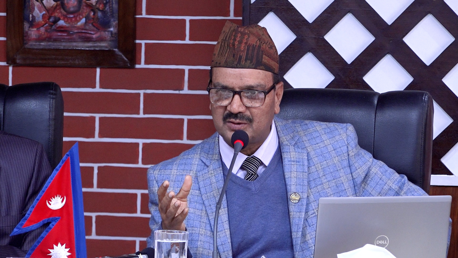 मन्त्रालयलाई श्रमिकमैत्री बनाउन आत्मसमिक्षा आवश्यक : मन्त्री भण्डारी