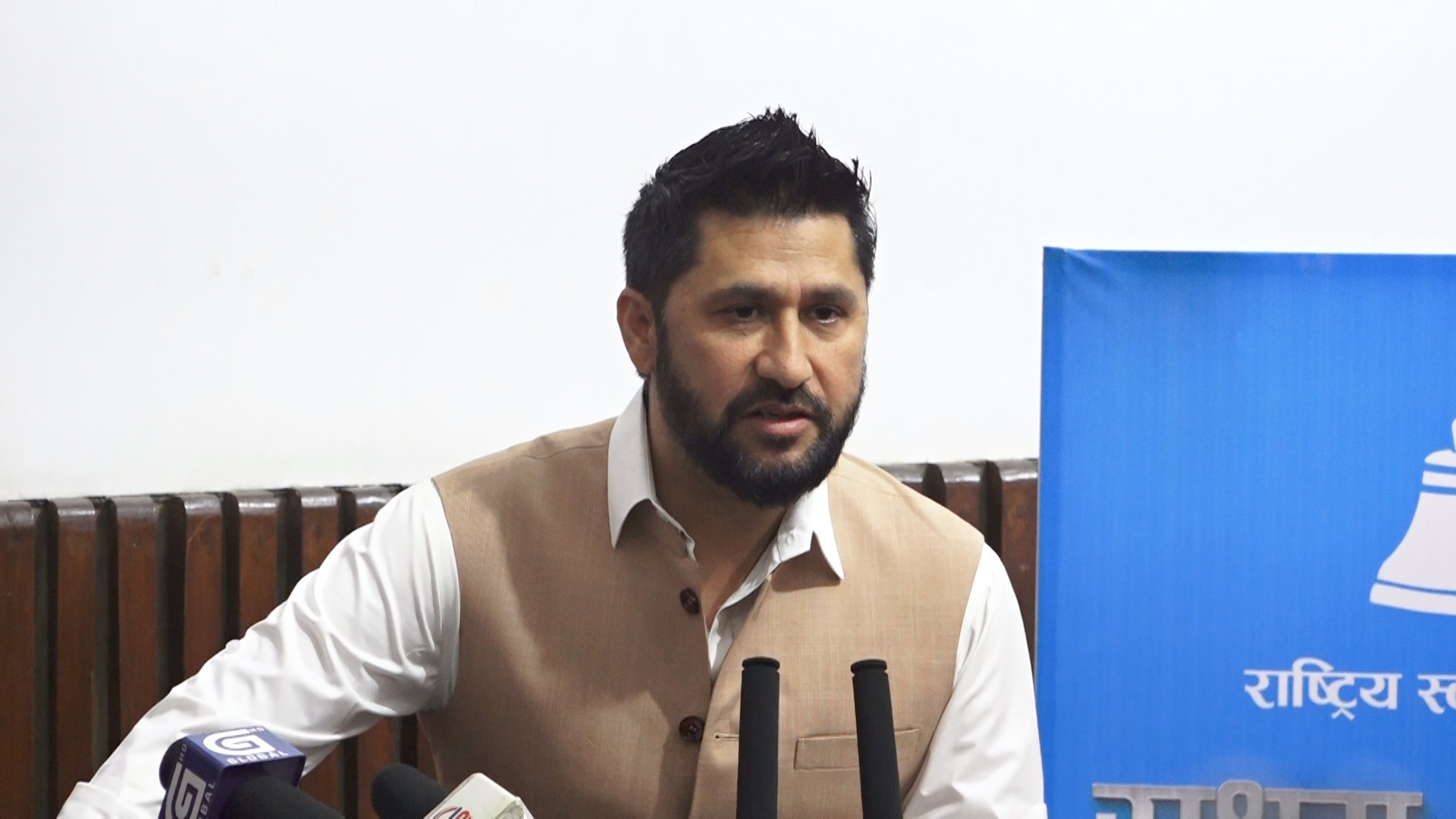 आजको सहज राजनीतिक अवस्था कांग्रेस–एमालेकै कठिन संघर्षले आएको हो : लामिछाने