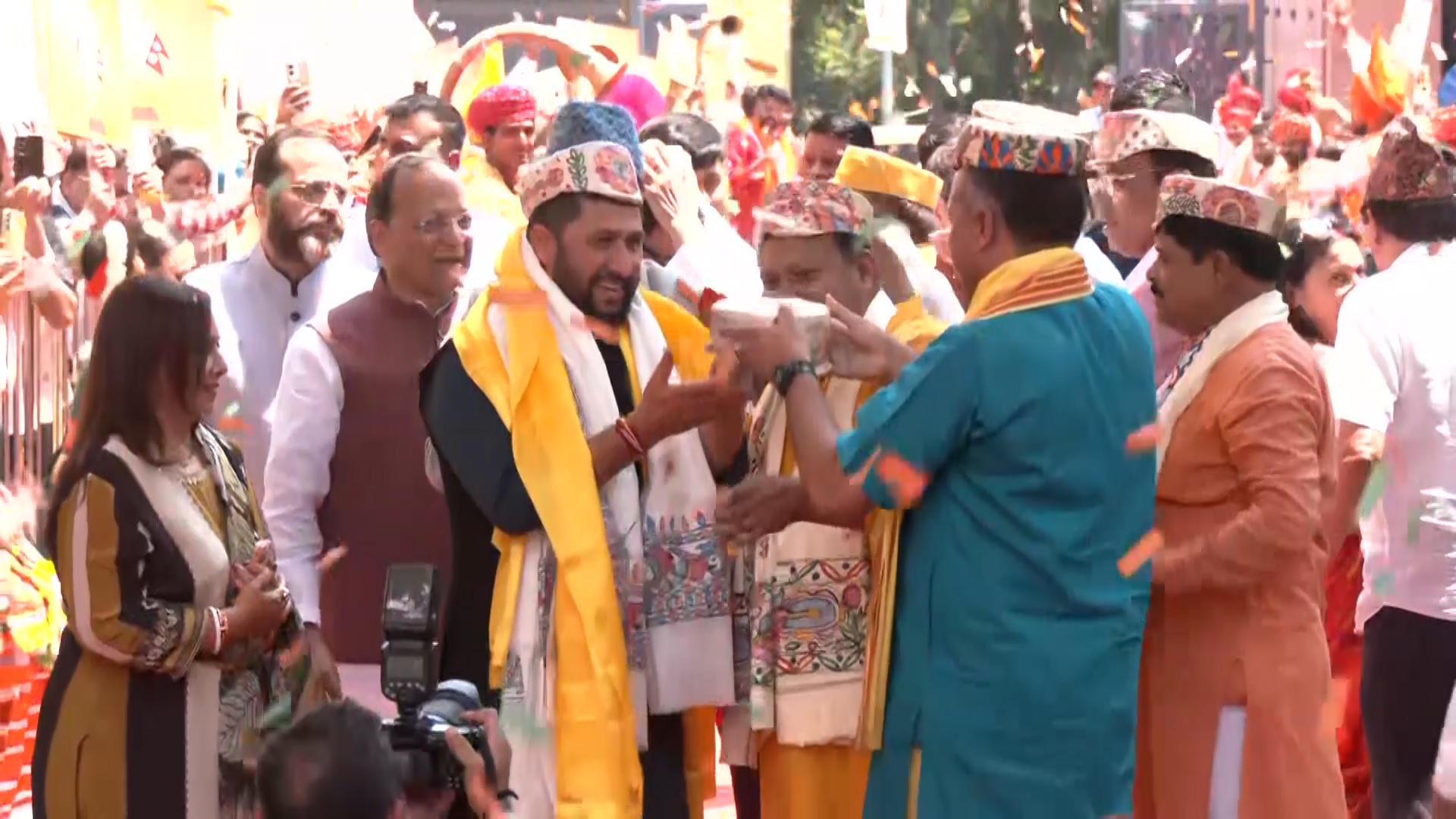 रवि लामिछानेलाई भाजपा मुख्यालयमा बाजागाजासहित स्वागत