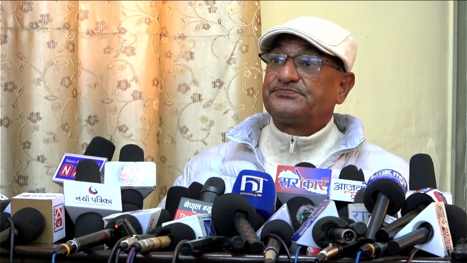 ‘स्थानहद र पासपोर्ट रोक्काका विषयमा मलाई जानकारी छैन’