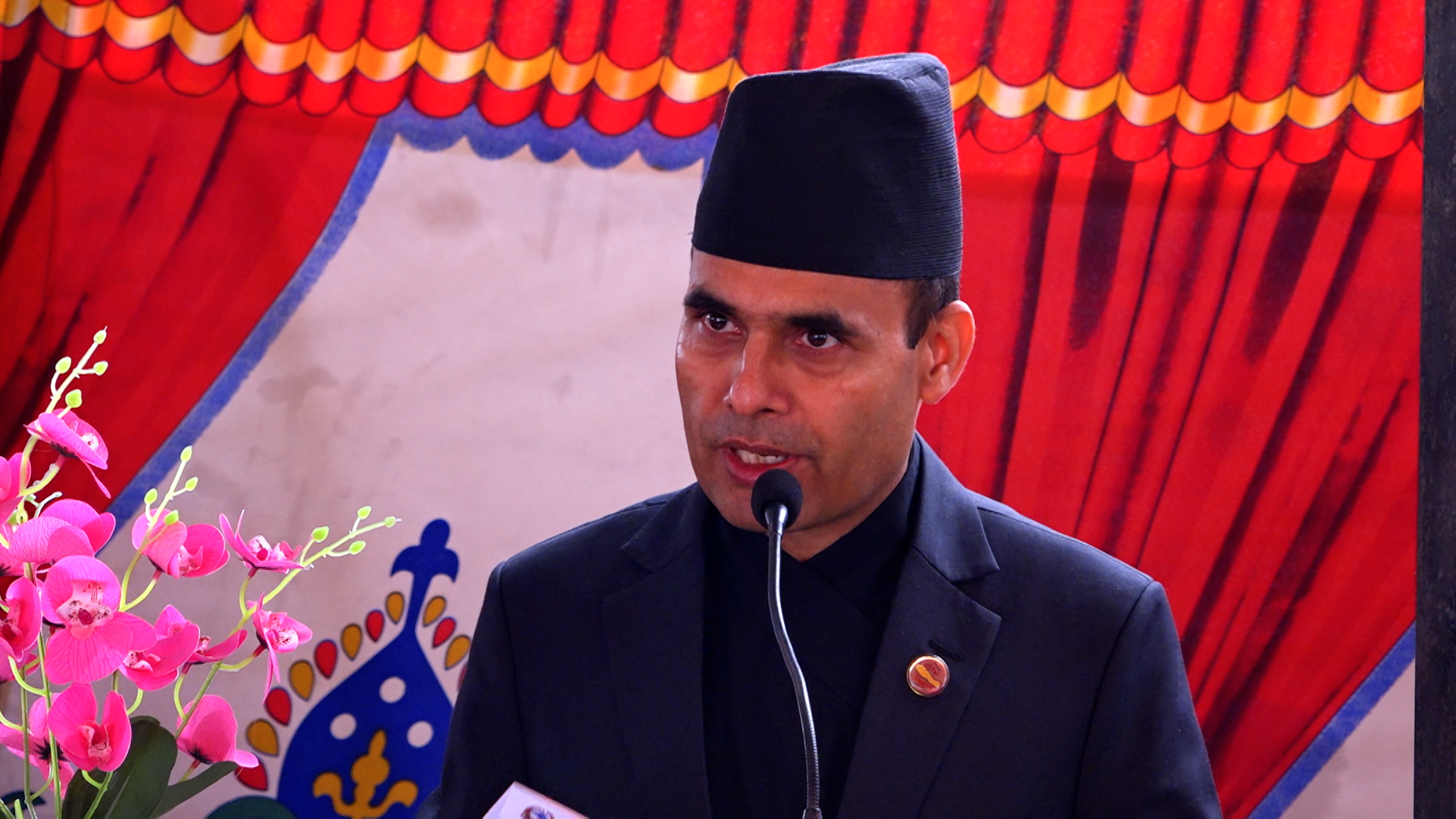हुलाक सेवा आधुनिक, जीवनोपयोगी र नागरिक केन्द्रित बनाउनुपर्छ : सञ्चारमन्त्री तिमिल्सिना