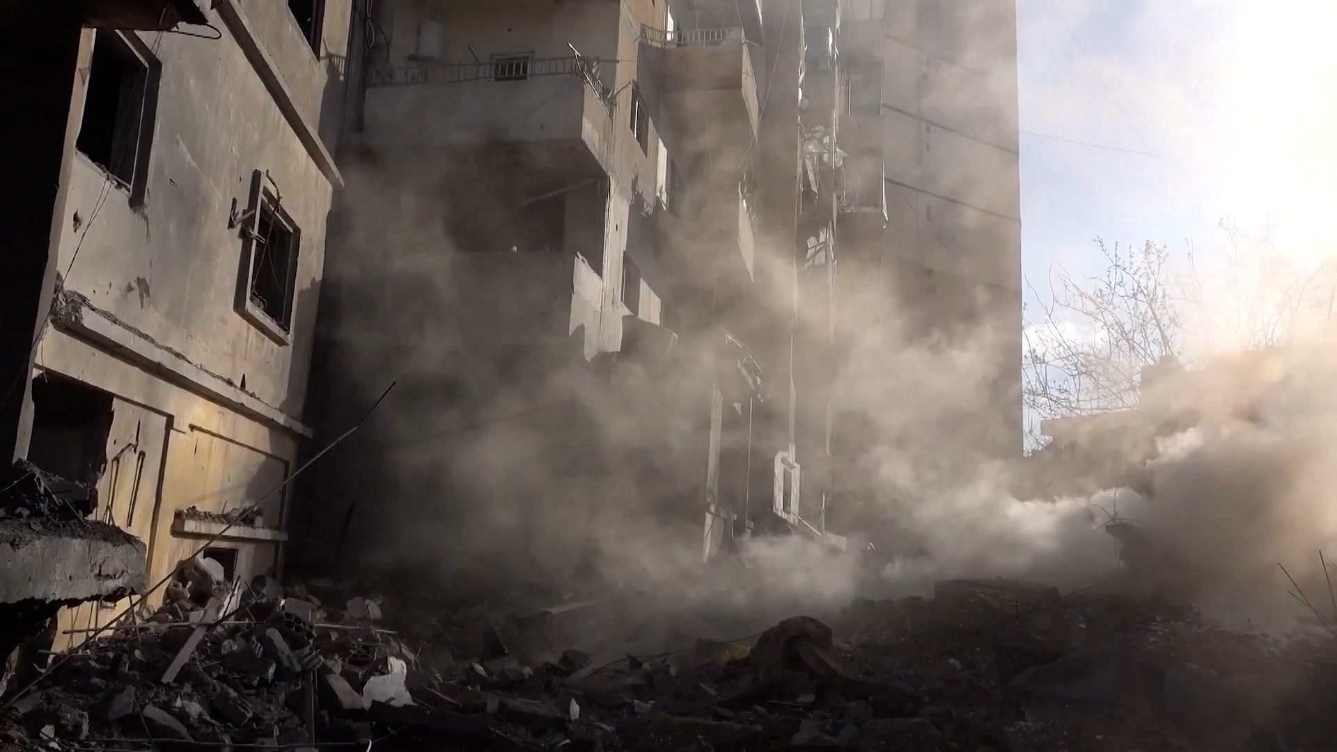 युद्धविराम लागू हुनुअघि दक्षिणी लेबनानमा इजरायलकाे हवाई आक्रमण