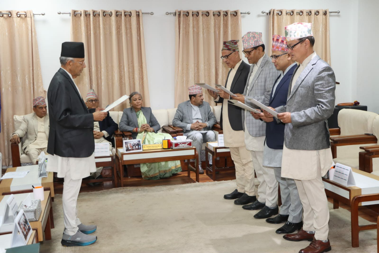 उच्च पदस्थको सम्पत्ति छानबिन आयोगले थाल्याे काम