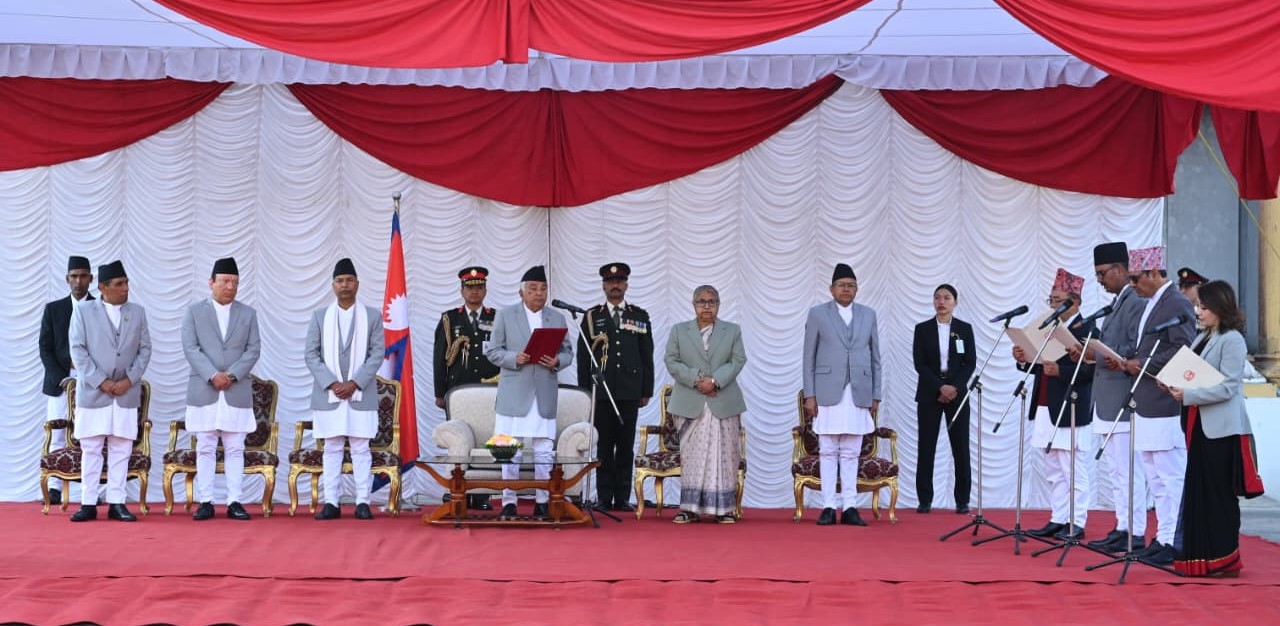 नवनियुक्त चार मन्त्रीले लिए शपथ