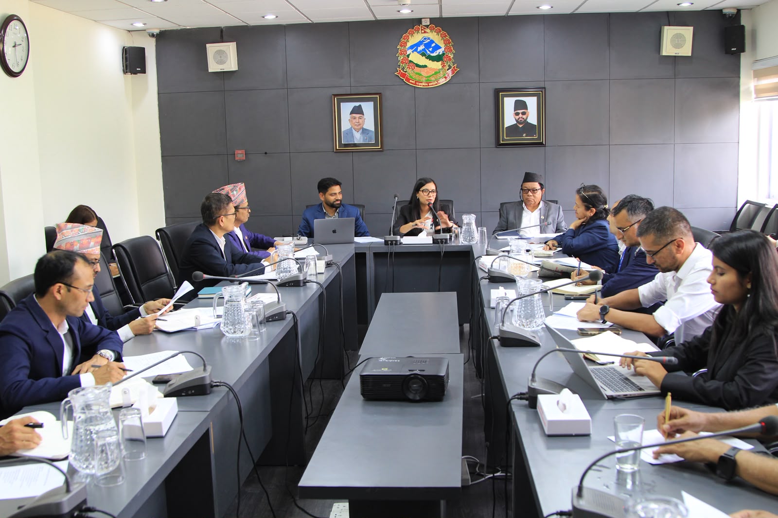 चार मन्त्रालयसँग कानून निर्माणबारे छलफल, समयानुकूल विधेयक तयार गर्न कानूनमन्त्री गौतमको आग्रह