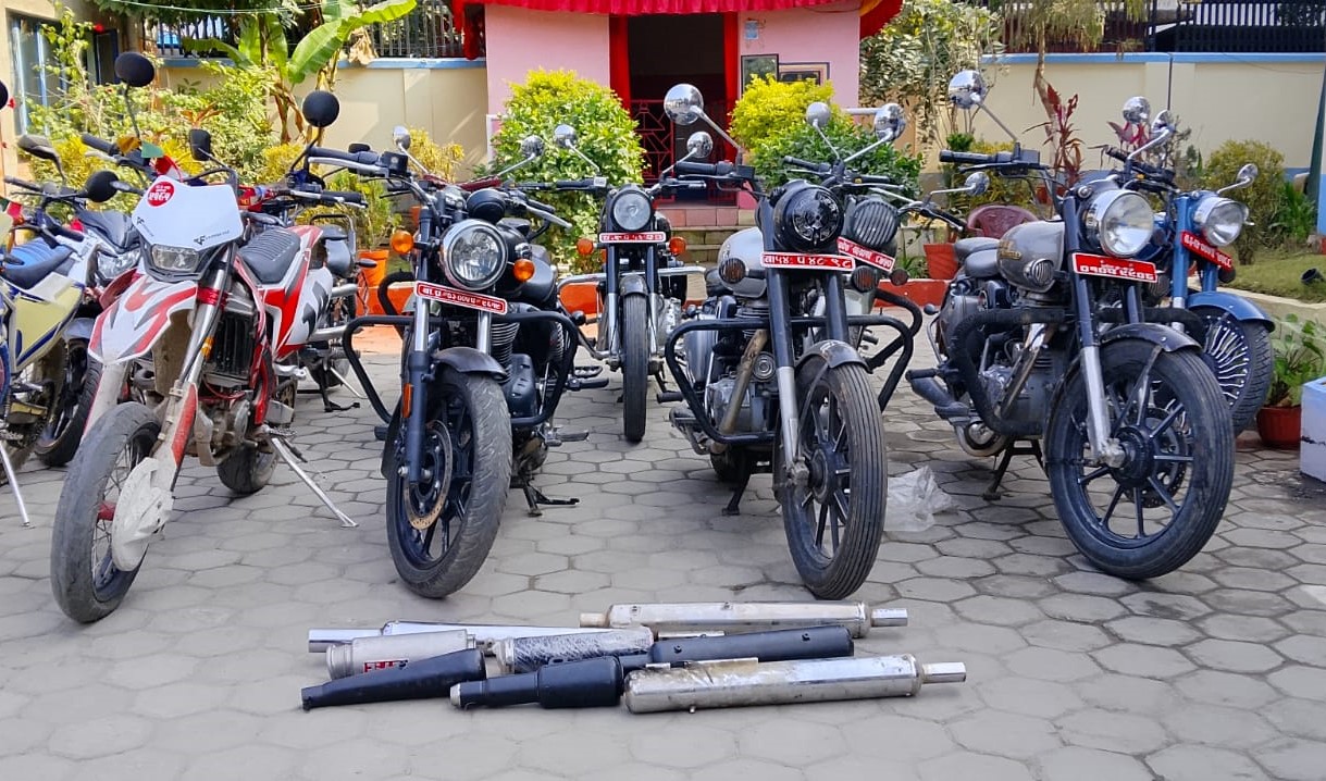 स्वरूप परिवर्तन तथा ध्वनी प्रदूषण गर्ने १२ मोटरसाइकल नियन्त्रणमा