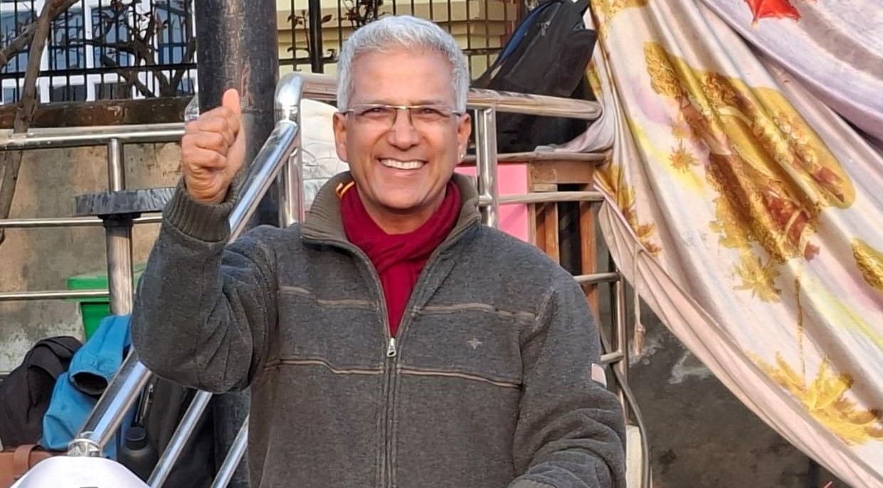 रवीन्द्र मिश्रले गरे मतदान