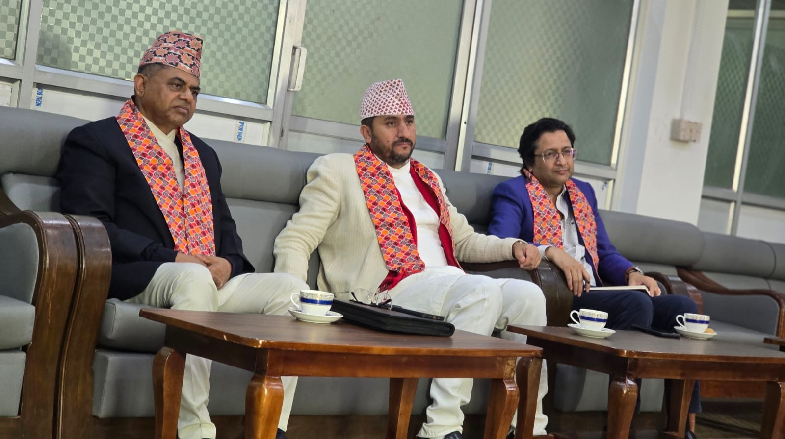 सरकारी टोलीद्वारा राप्रपा पार्टी कार्यालयको अनुगमन